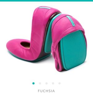 Tieks Fuschia Flats Size 7